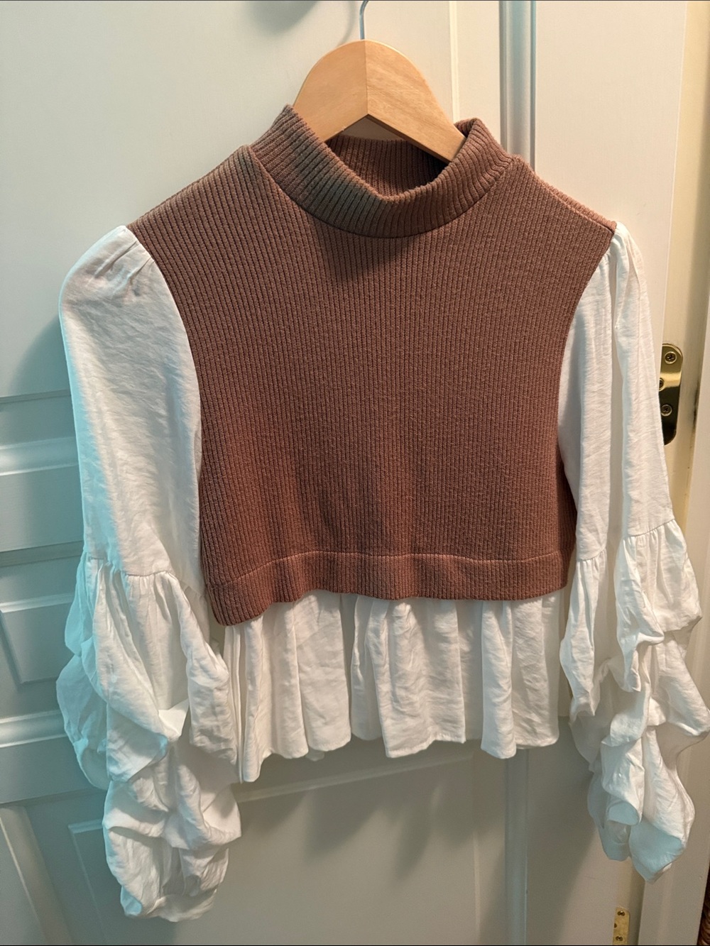 Cropped Mock-Neck Knit Vest with White Puff-Sleeve Blouse